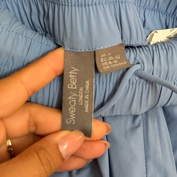 Sweaty Betty Circuit Workout Shorts Lined Regatta Blue Moisture Wicking Size8-10 - Picture 8 of 9